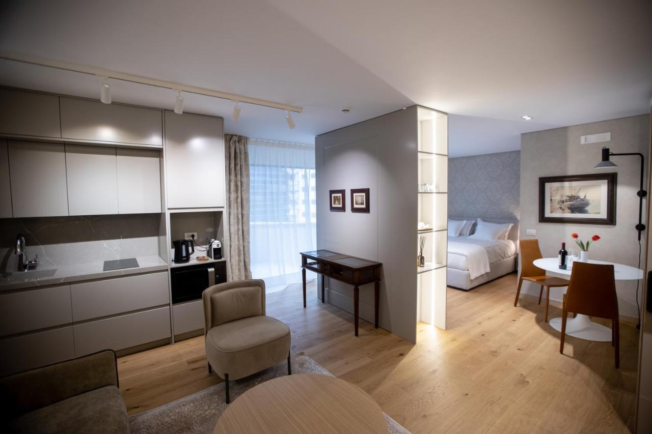 Seven Luxury Suites Tirana Exterior photo